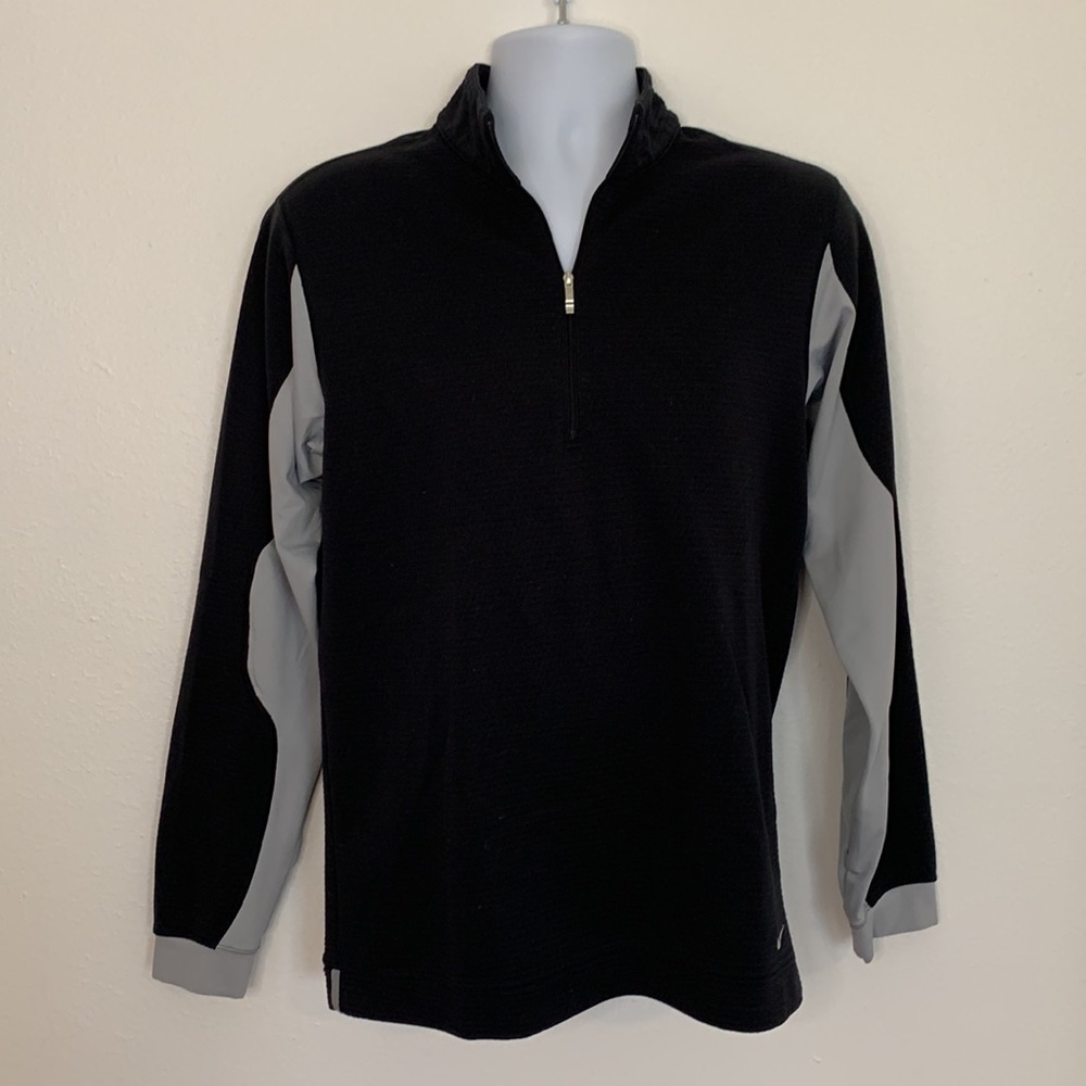 Men’s NikeGolf Therma-Fit Long Sleeve. Size S